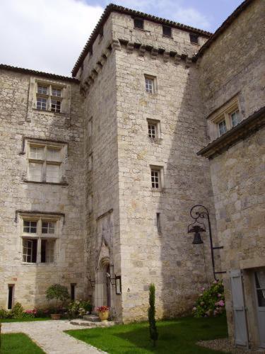 Chateau De Fourcès Buitenkant foto